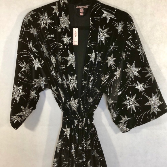 NWT🎁🎄Victoria’s Secret Velvet Black Robe - Picture 2 of 8